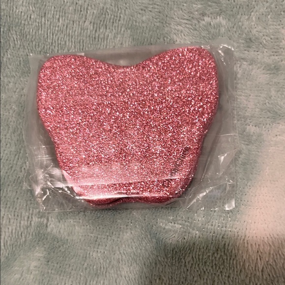 Coach Glittery Pink Butterfly Blush Compact - Picture 2 of 3